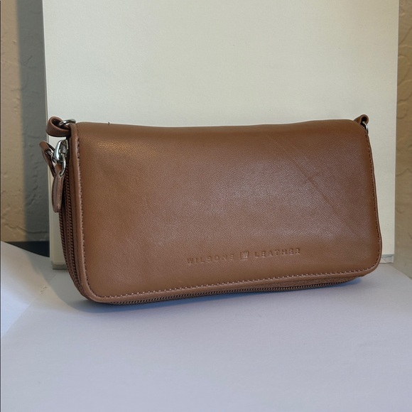 Wilsons Leather Handbags - Wilsons Leather camel Brown Wristlet Clutch